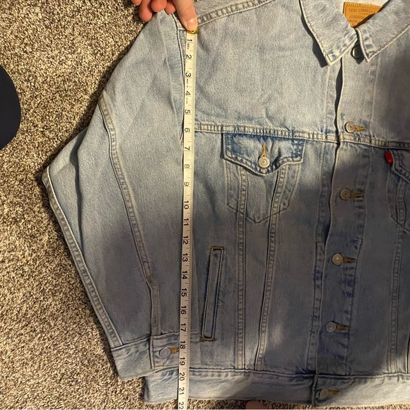 Levi’s oversized trucker denim jacket - Picture 7 of 9